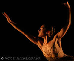 Chiara Albanese con Leonardo Velletri nel Duo "Crown of Creation" Coreografia di Raphael Bianco